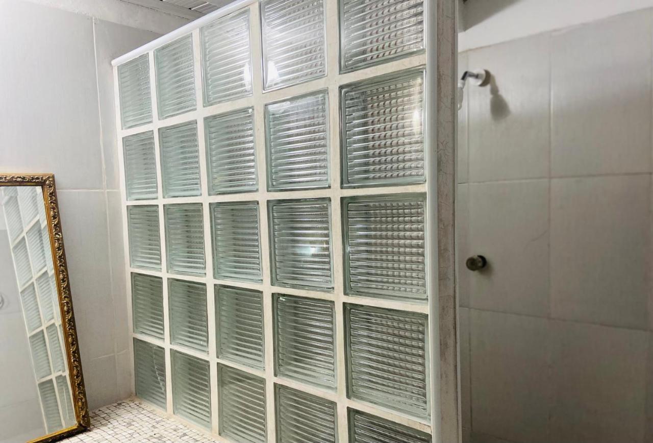 San Jose House Hotel Летисия Екстериор снимка