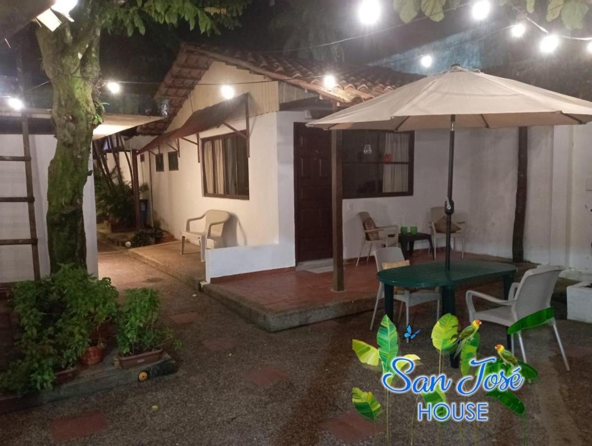 San Jose House Hotel Летисия Екстериор снимка
